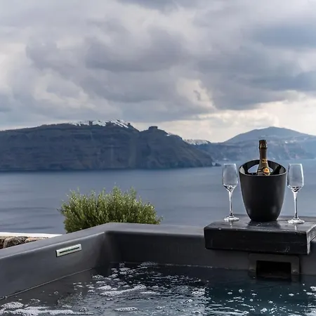 Solstice Luxury Villa *