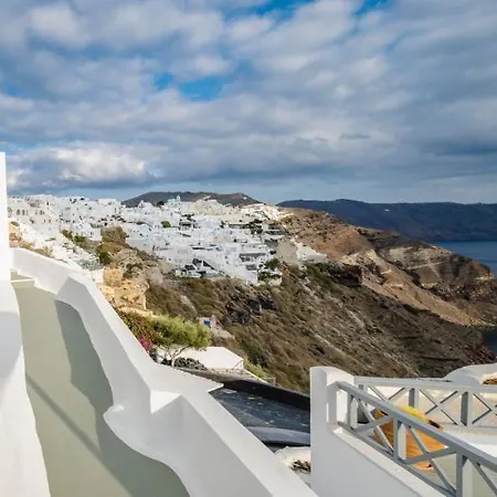 Solstice Luxury * Oia (Santorini)